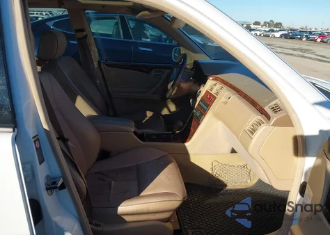 2000 Mercedes-Benz E 430 from USA, damaged, VIN WDBJF70J2YB009267